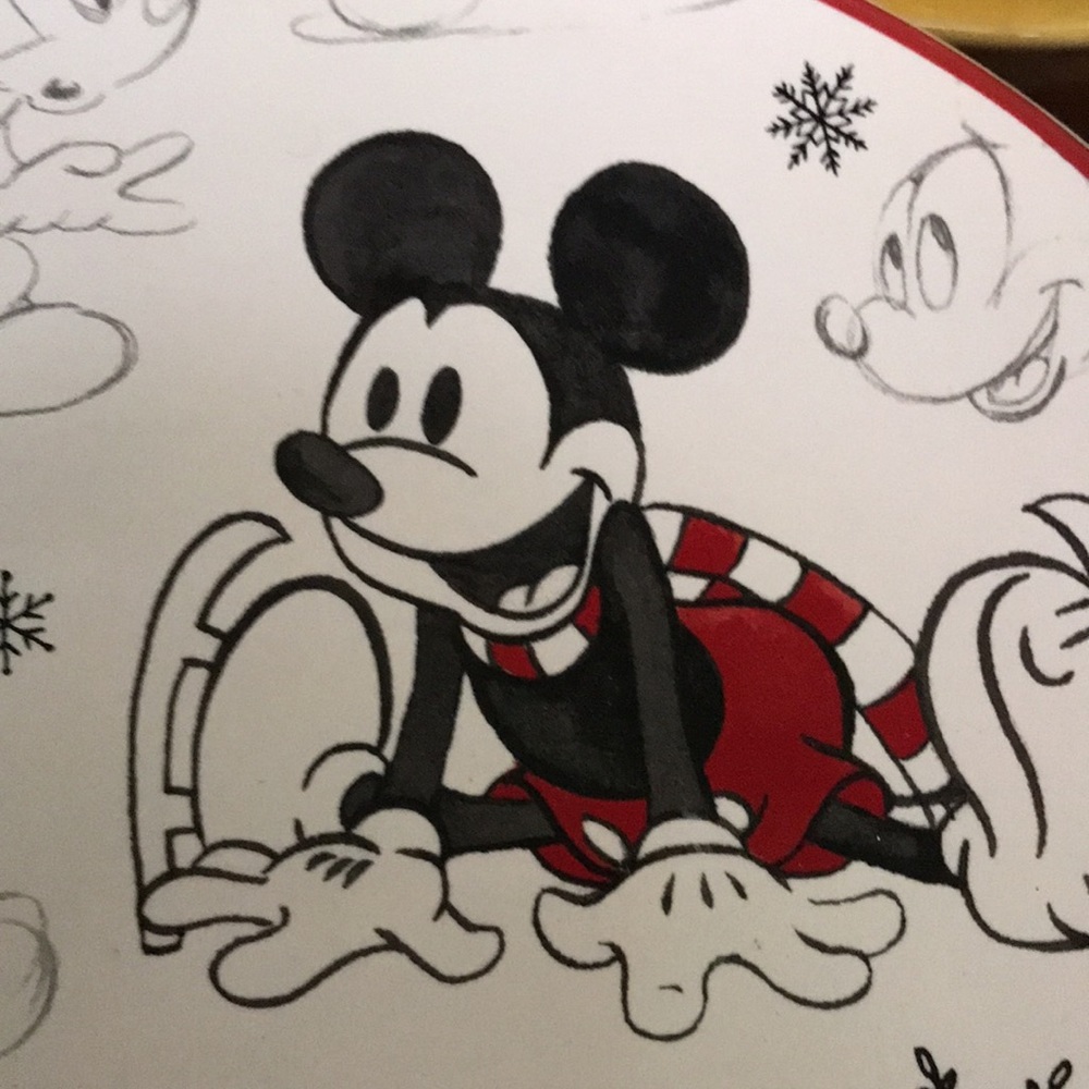 Pottery Barn Disney Mickey Mouse Holiday Stoneware Salad Plates - Set Of 4 - Picture 15 of 17